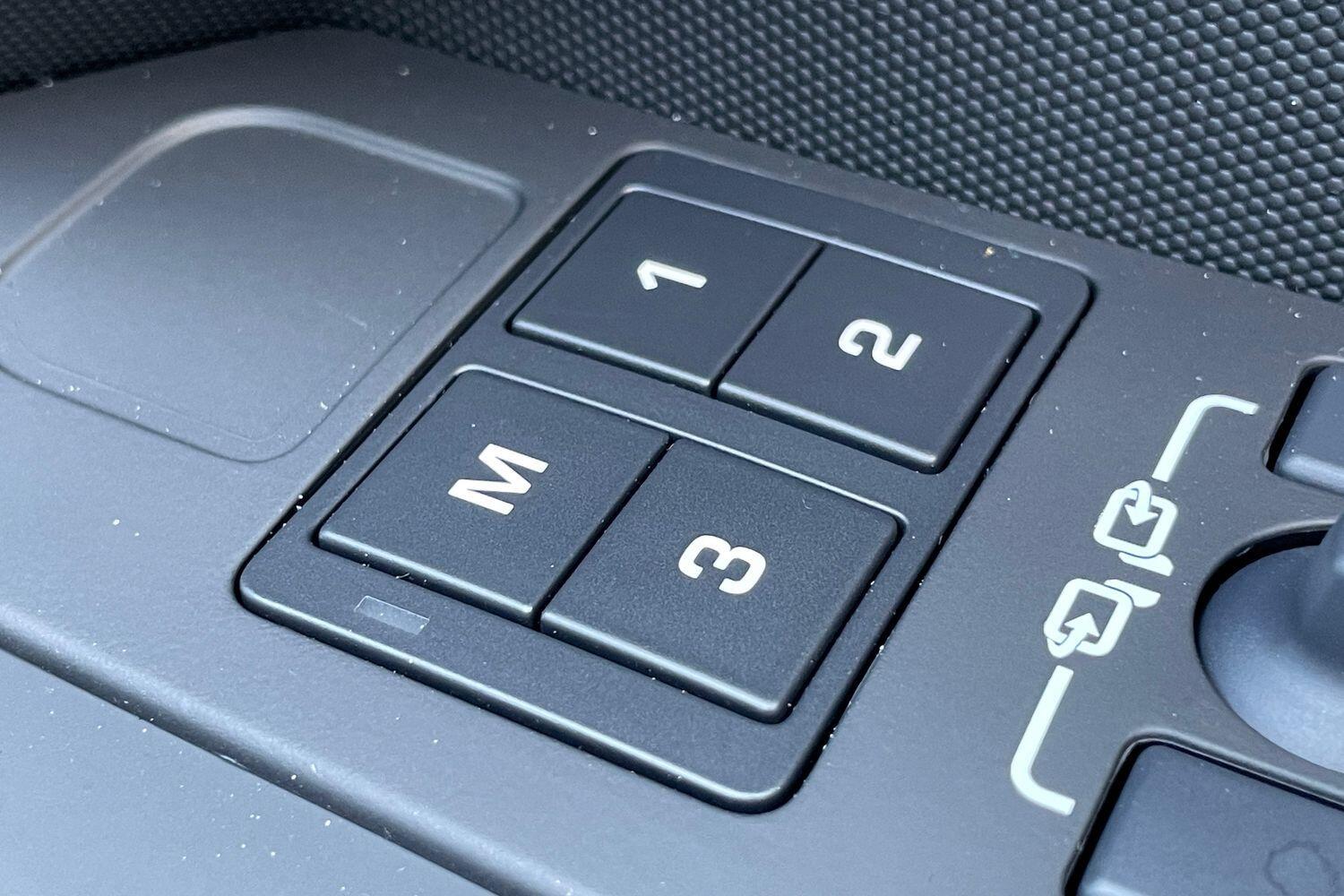 Used Land Rover Defender 110 2025 for sale - 76024348: Photo 55