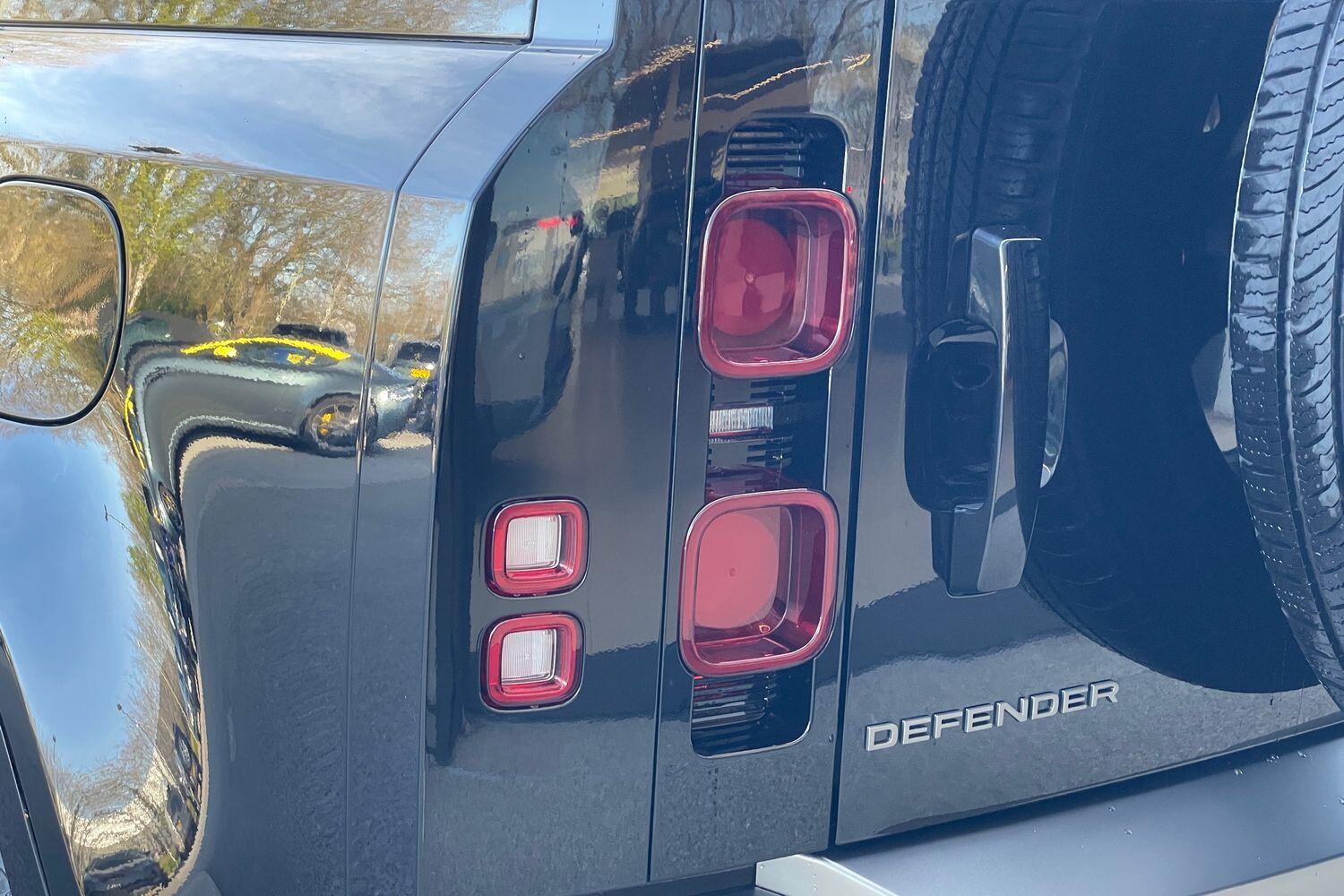 Used Land Rover Defender 110 2025 for sale - 76024348: Photo 63