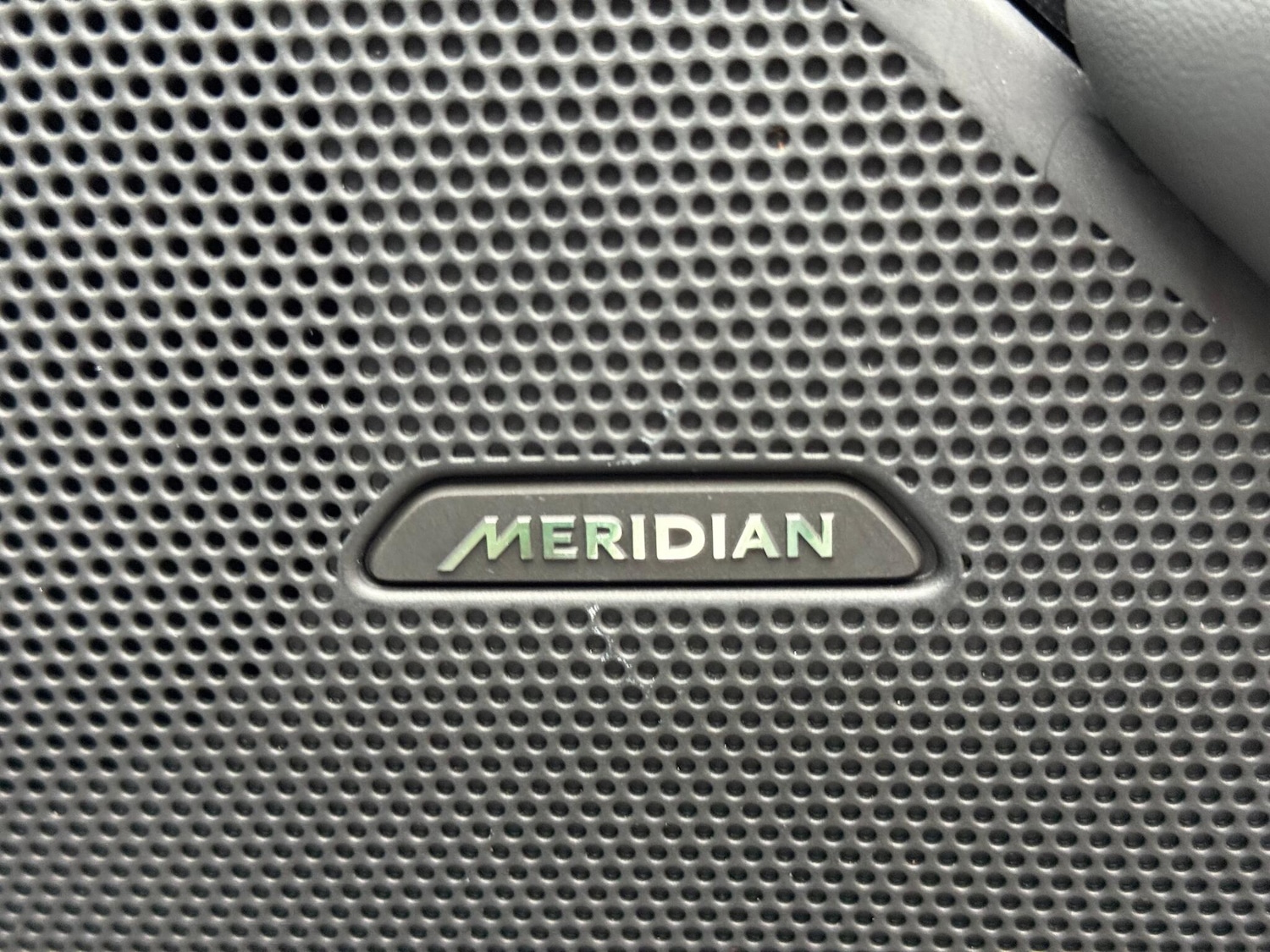 Used Land Rover Range Rover Velar 2023 for sale - 76619600: Photo 19