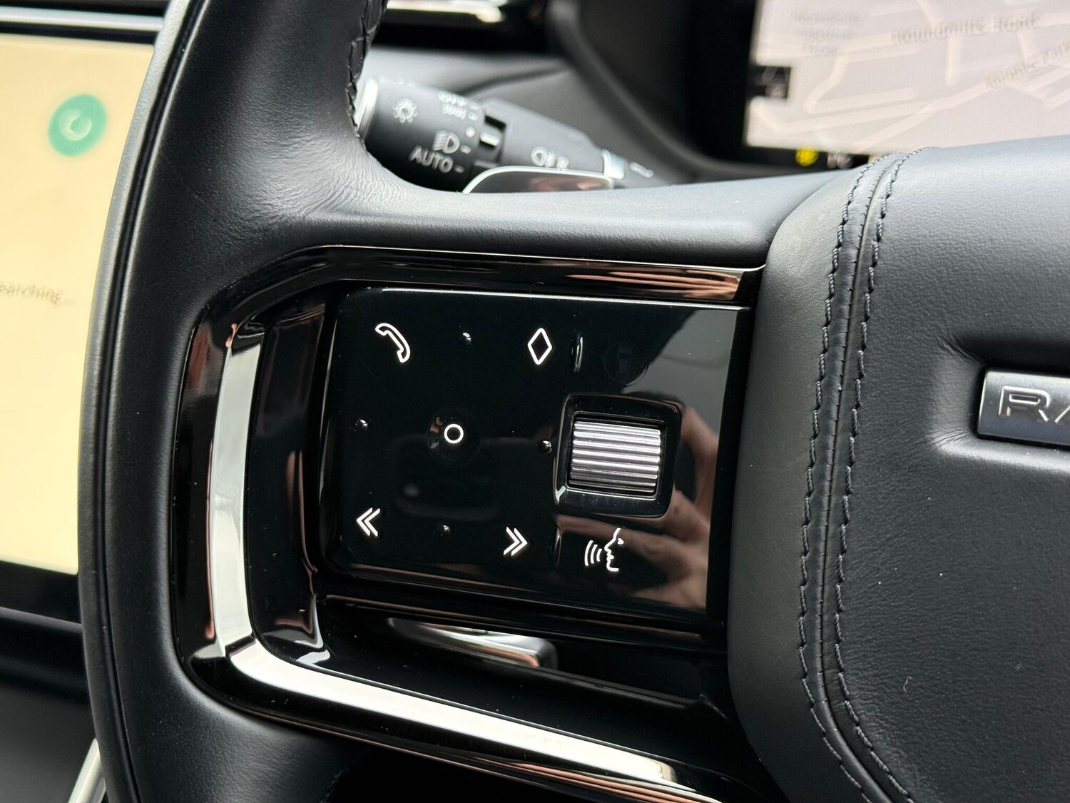 Used Land Rover Range Rover Velar 2023 for sale - 76619600: Photo 25