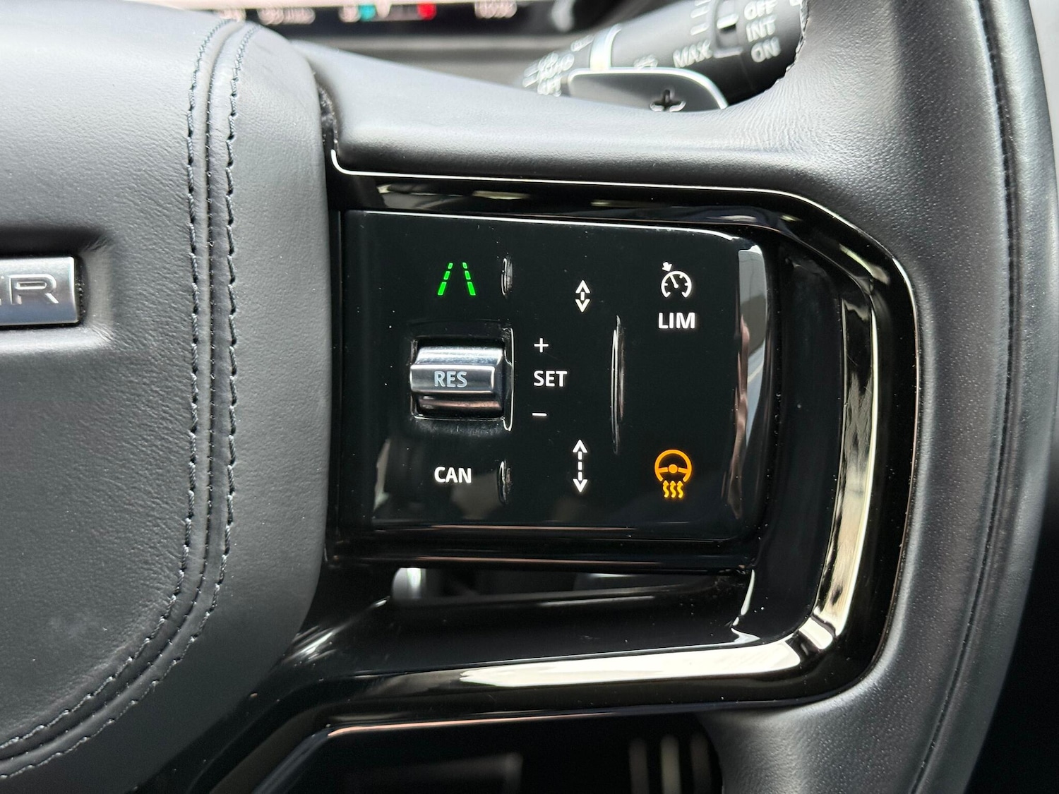 Used Land Rover Range Rover Velar 2023 for sale - 76619600: Photo 27