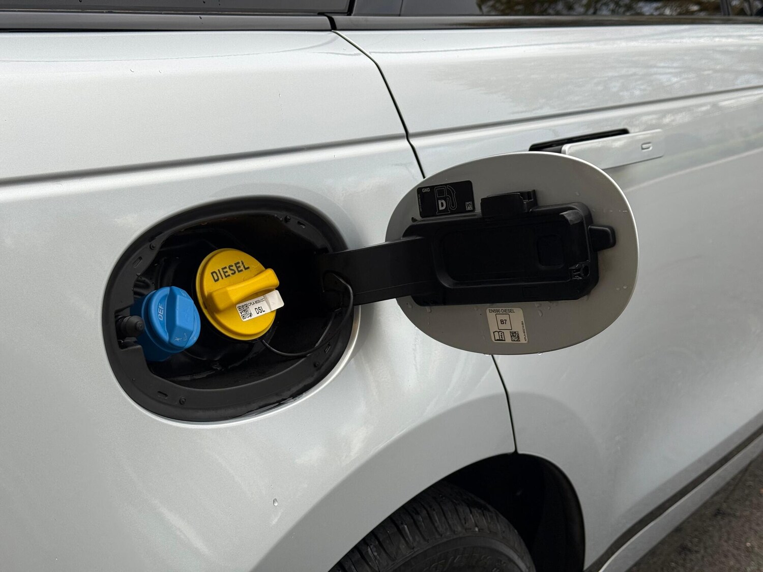 Used Land Rover Range Rover Velar 2023 for sale - 76619600: Photo 38