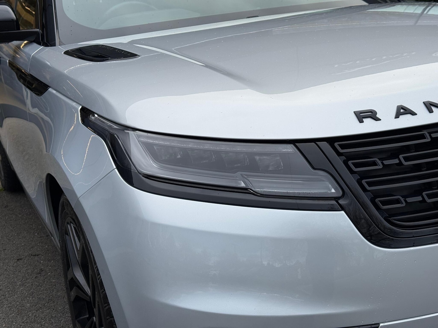 Used Land Rover Range Rover Velar 2023 for sale - 76619600: Photo 53