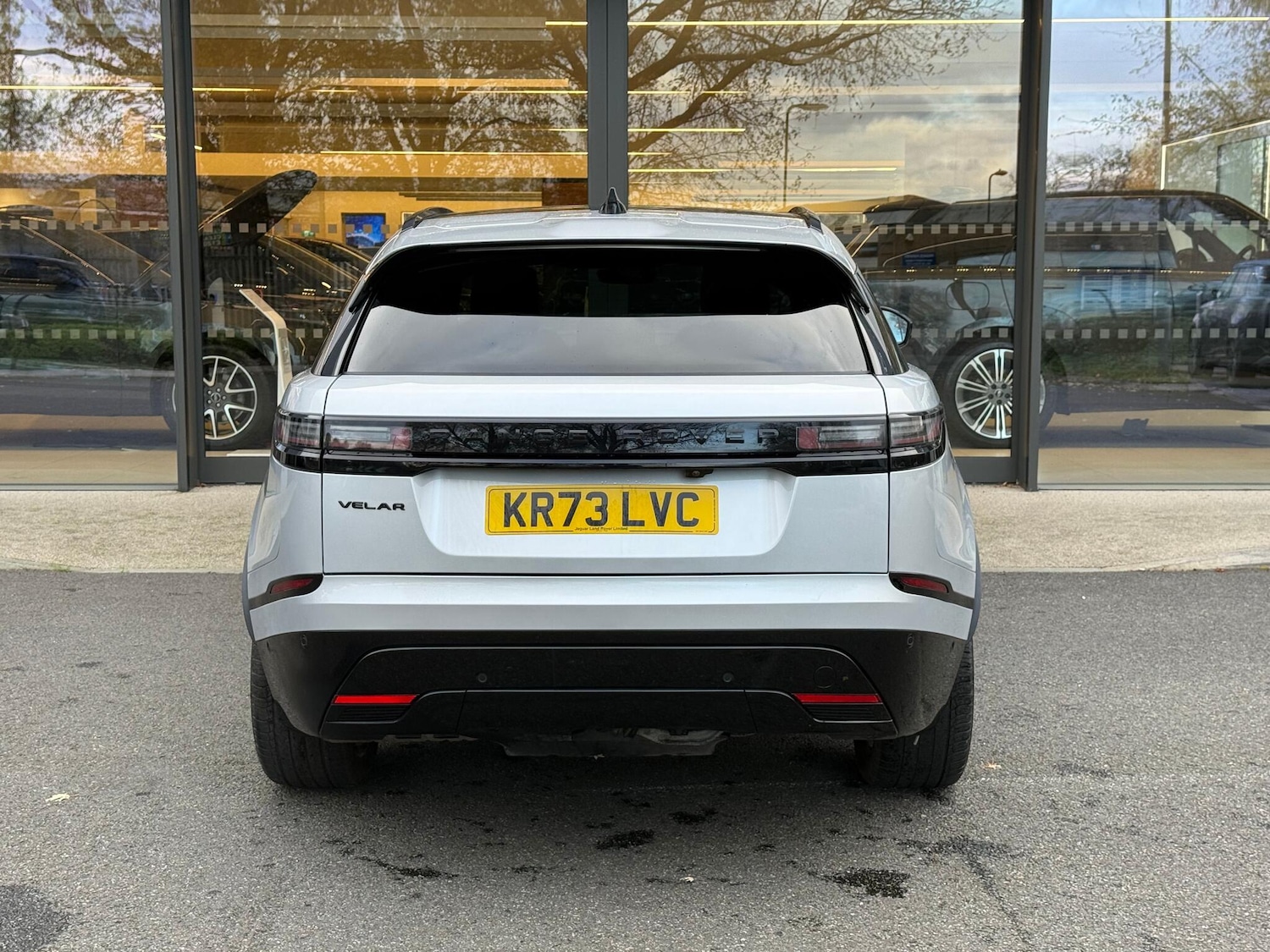 Used Land Rover Range Rover Velar 2023 for sale - 76619600: Photo 6