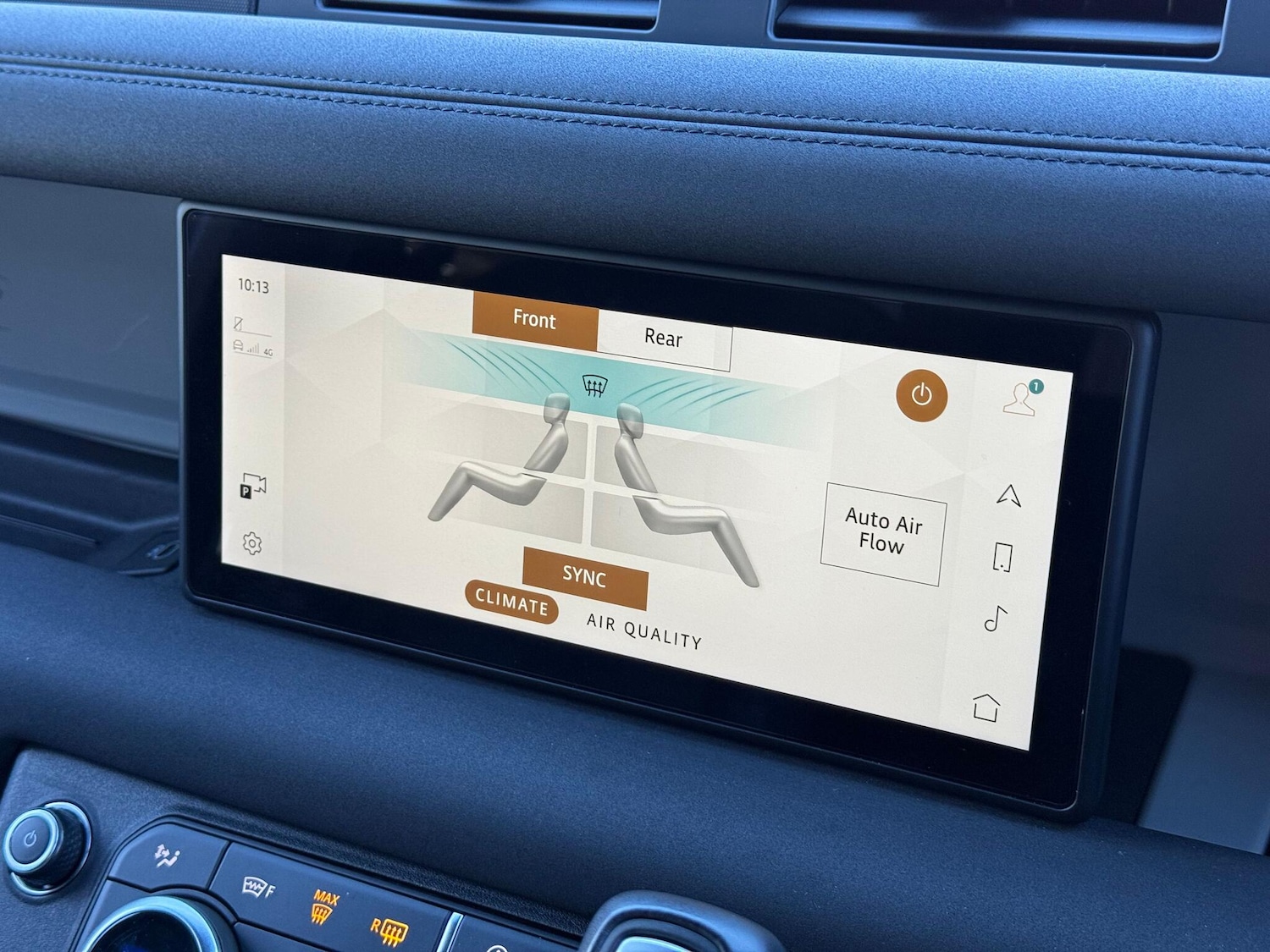 Used Land Rover Defender 2023 for sale - 76645762: Photo 17