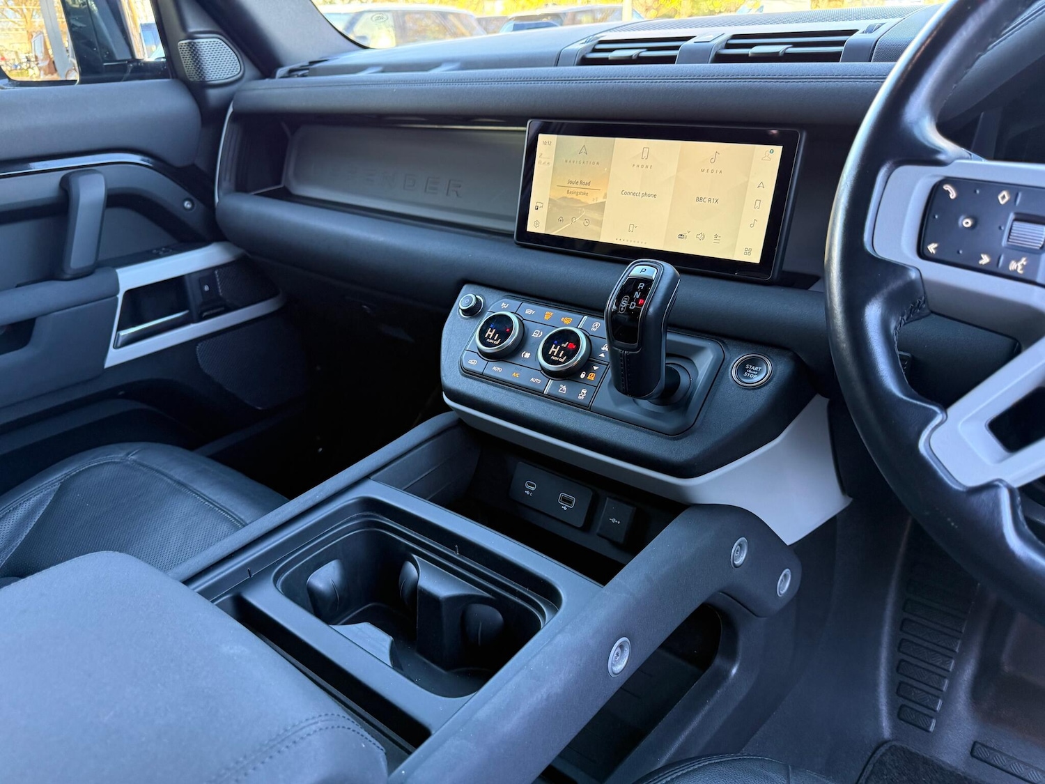 Used Land Rover Defender 2023 for sale - 76645762: Photo 19