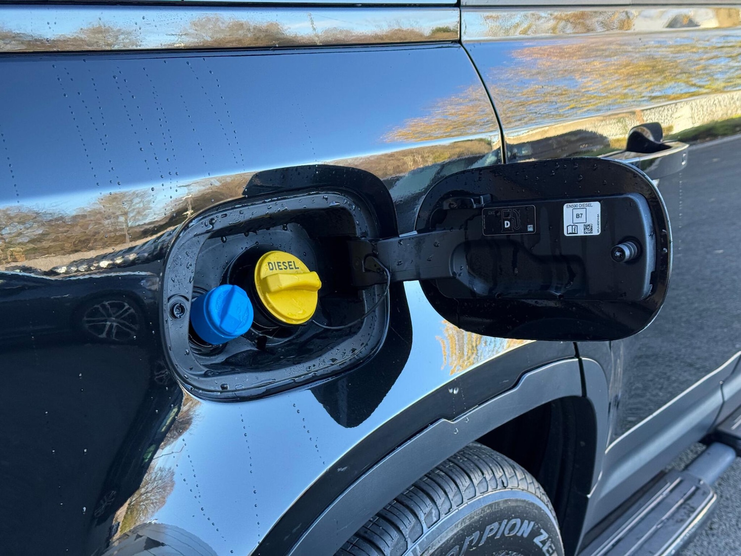 Used Land Rover Defender 2023 for sale - 76645762: Photo 41