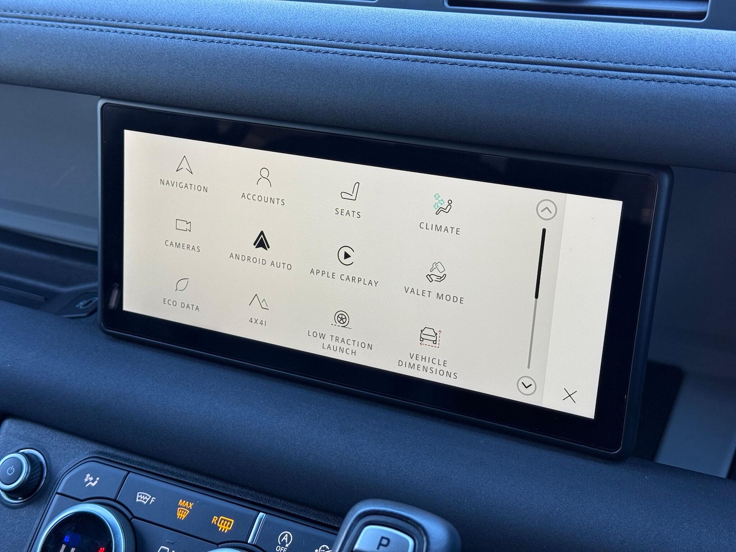 Used Land Rover Defender 2023 for sale - 76645762: Photo 47