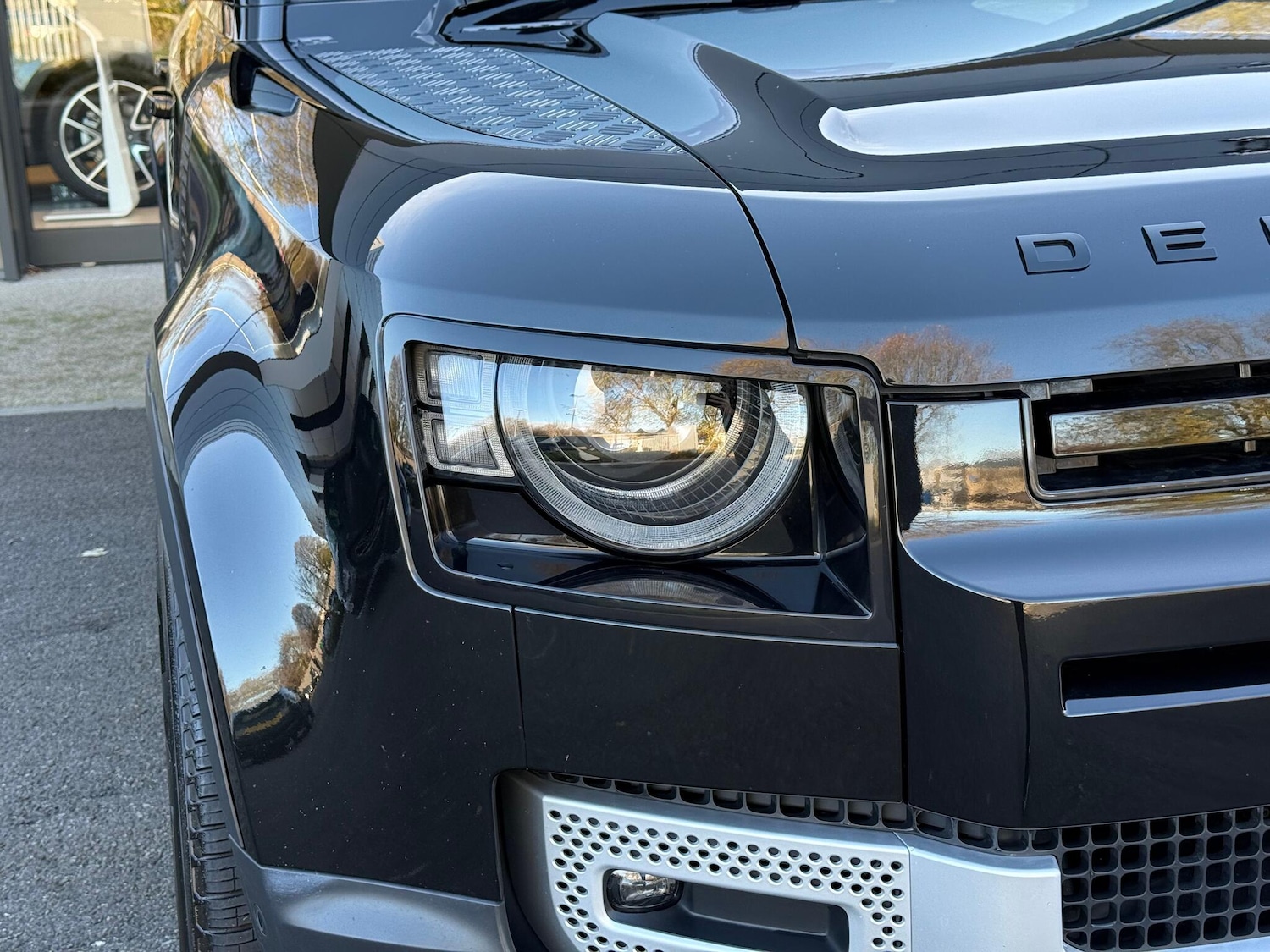 Used Land Rover Defender 2023 for sale - 76645762: Photo 53