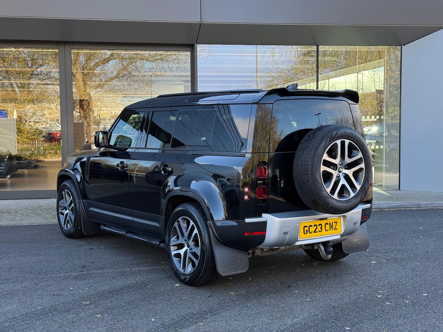 Used Land Rover Defender 2023 for sale - 76645762: Photo 57