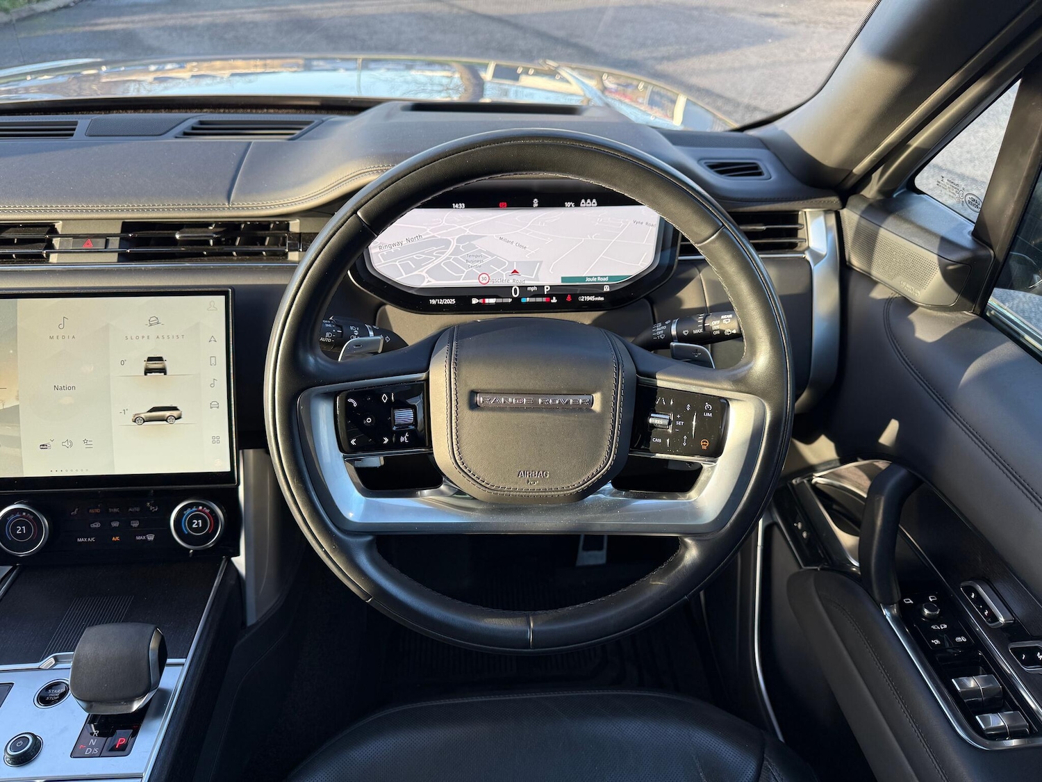 Used Land Rover Range Rover 2023 for sale - 77016178: Photo 14