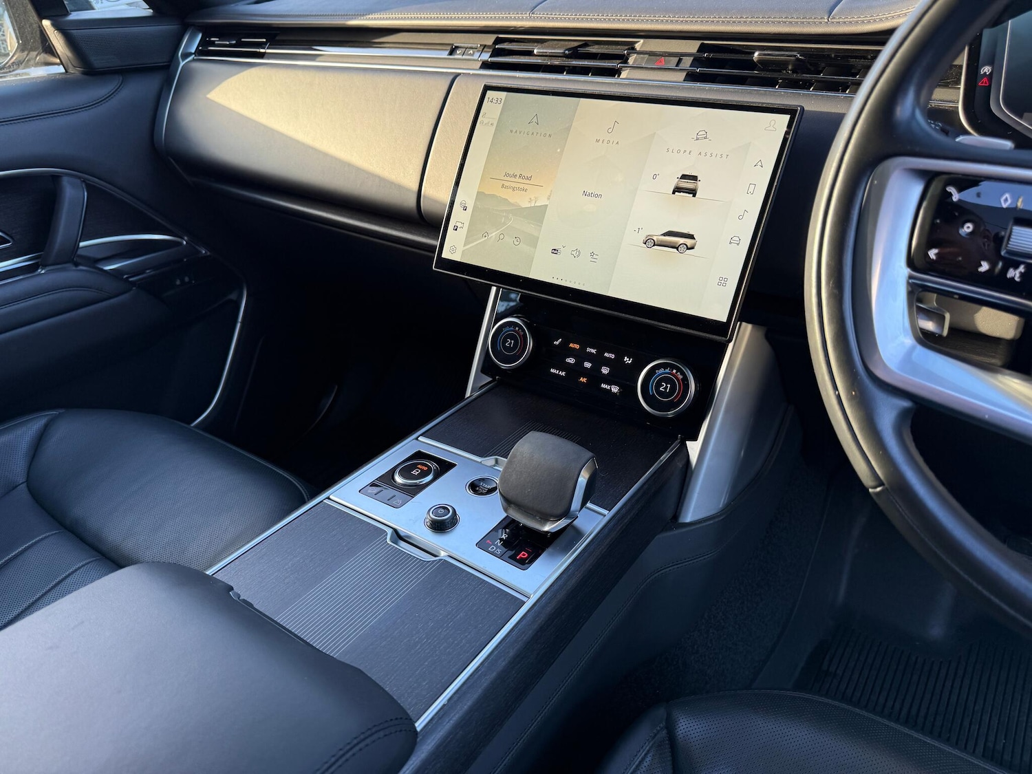 Used Land Rover Range Rover 2023 for sale - 77016178: Photo 20