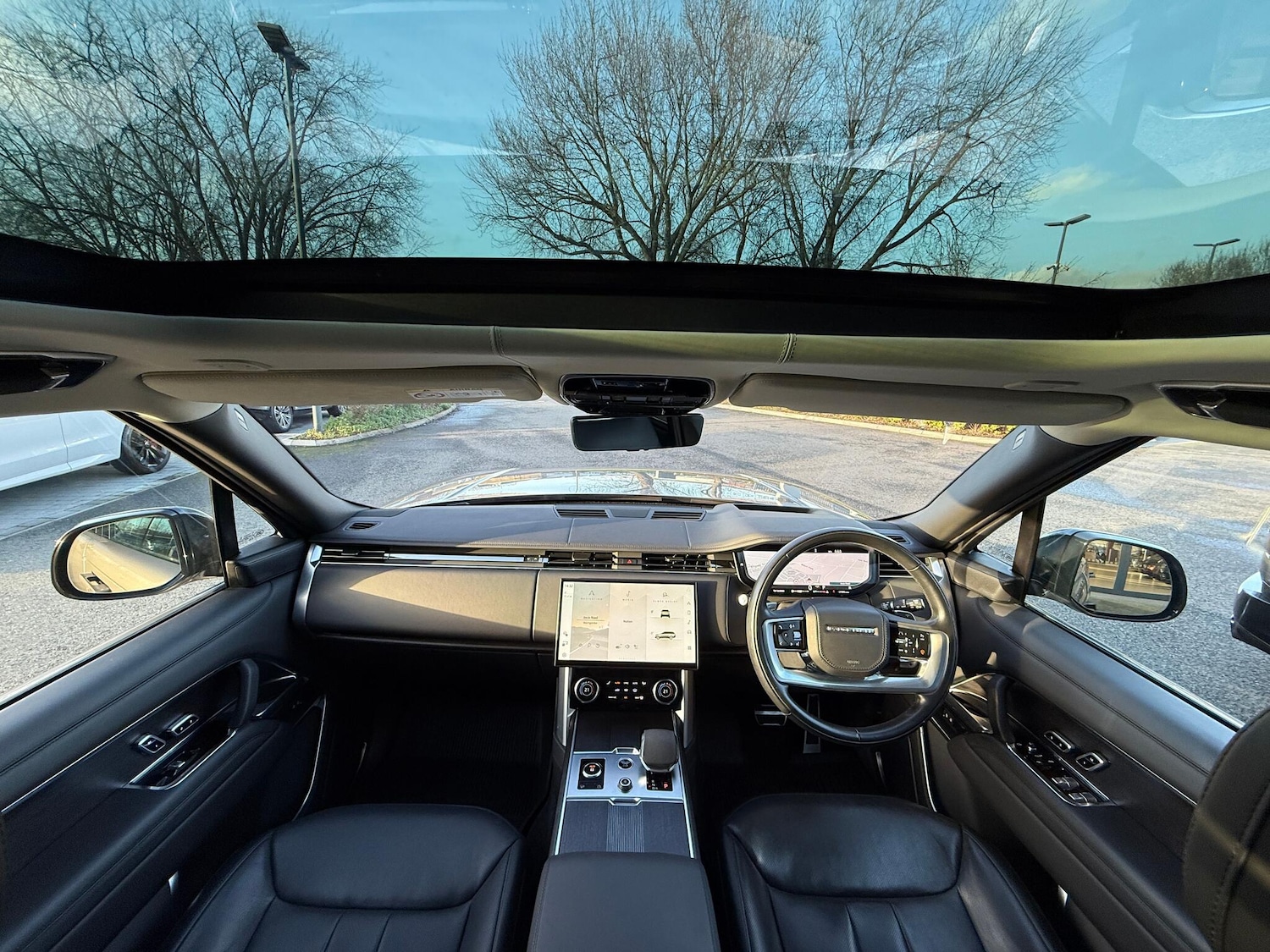 Used Land Rover Range Rover 2023 for sale - 77016178: Photo 3