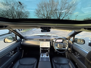 Used Land Rover Range Rover 2023 for sale - 77016178: Photo