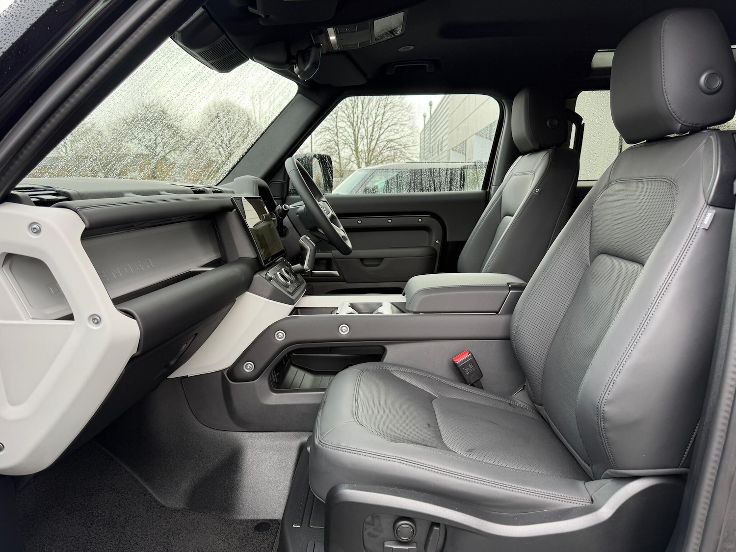 Used Land Rover Defender 2025 for sale - 77469188: Photo 10