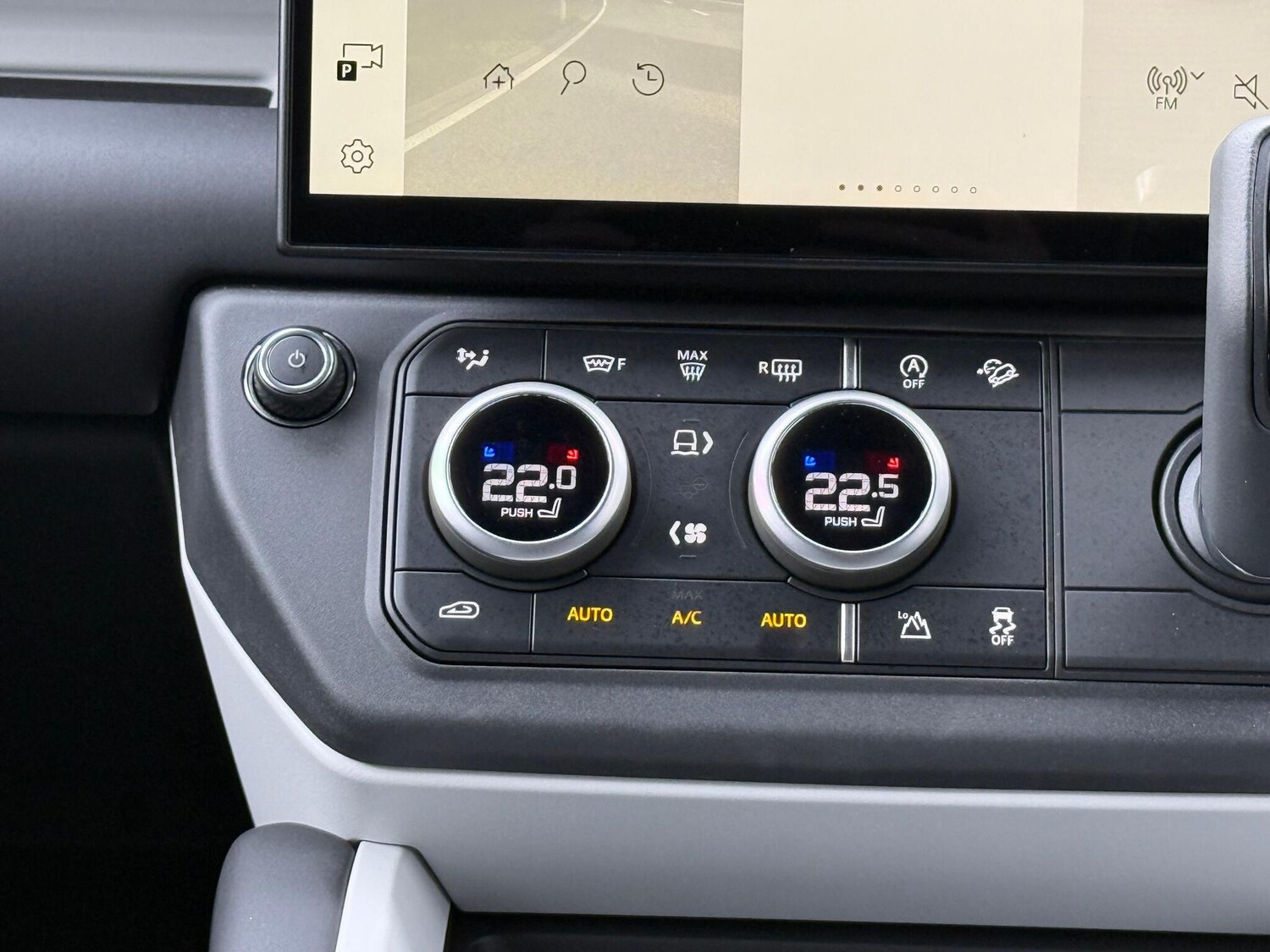 Used Land Rover Defender 2025 for sale - 77469188: Photo 14