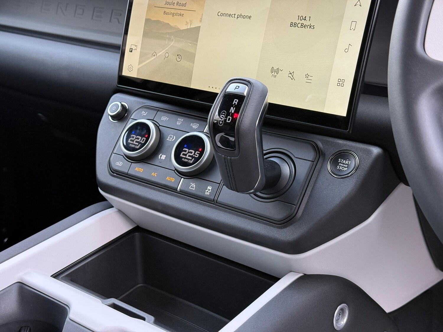 Used Land Rover Defender 2025 for sale - 77469188: Photo 18