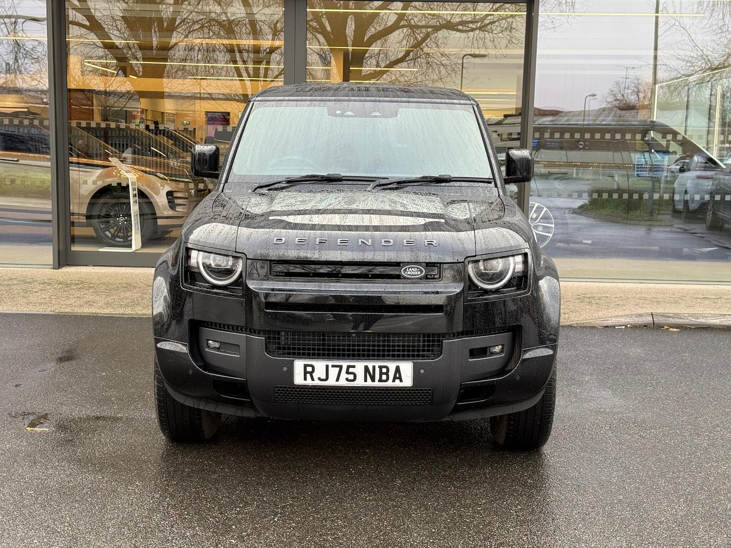 Used Land Rover Defender 2025 for sale - 77469188: Photo 6