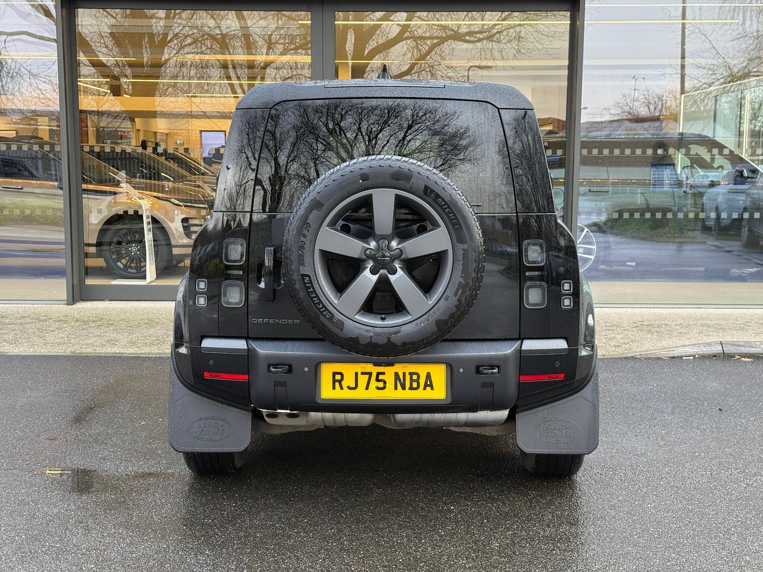 Used Land Rover Defender 2025 for sale - 77469188: Photo 8