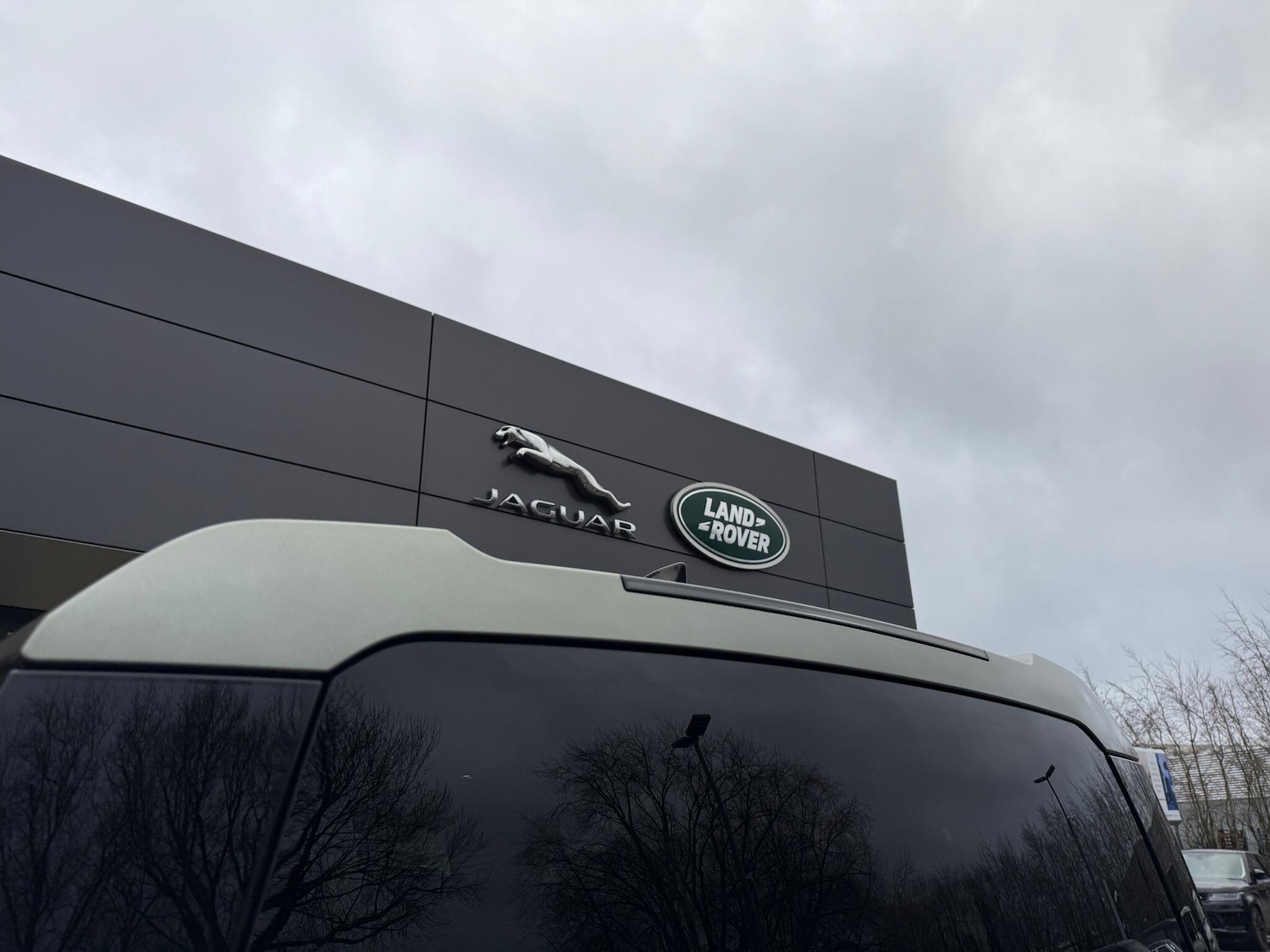 Used Land Rover Defender 2021 for sale - 76952977: Photo 31