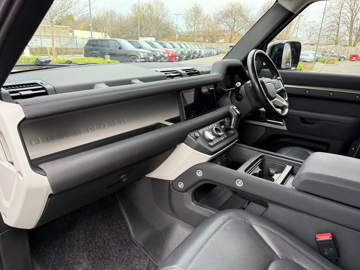 Used Land Rover Defender 2021 for sale - 76952977: Photo 43