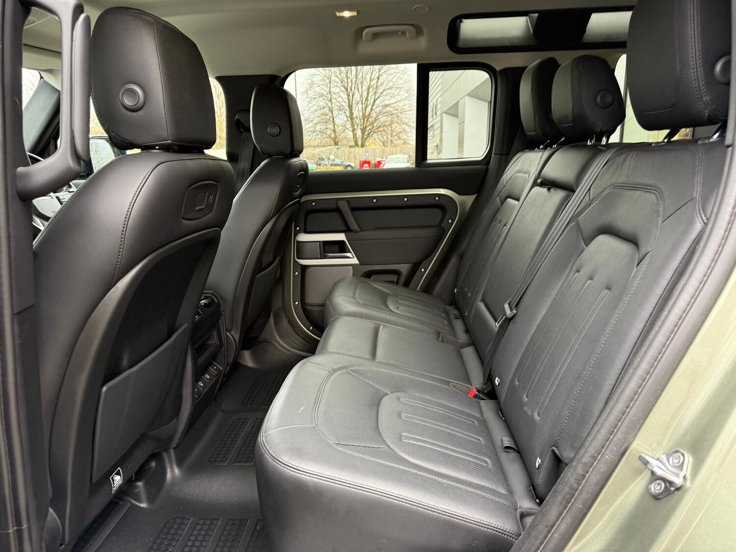 Used Land Rover Defender 2021 for sale - 76952977: Photo 44