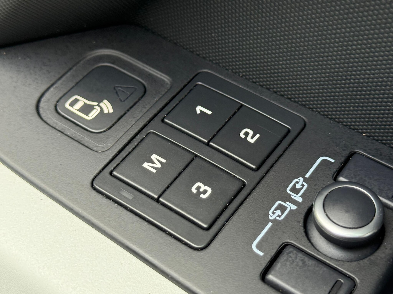 Used Land Rover Defender 2021 for sale - 76952977: Photo 47