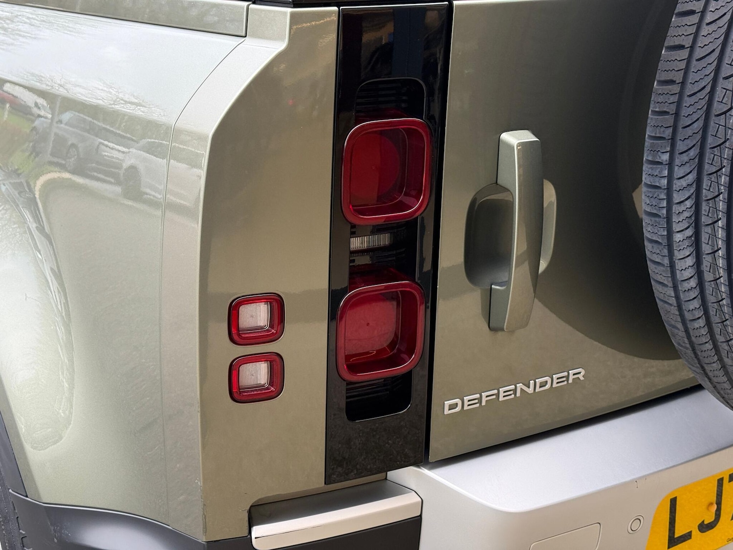 Used Land Rover Defender 2021 for sale - 76952977: Photo 52