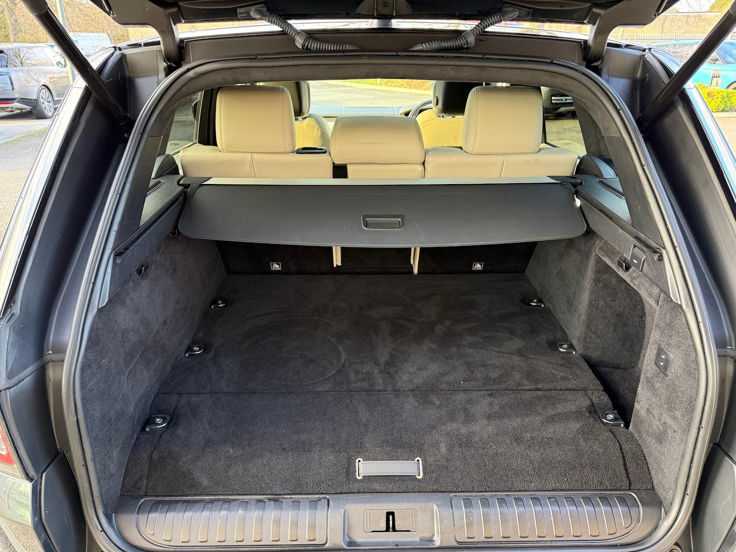 Used Land Rover Range Rover Sport 2019 for sale - 77268012: Photo 40