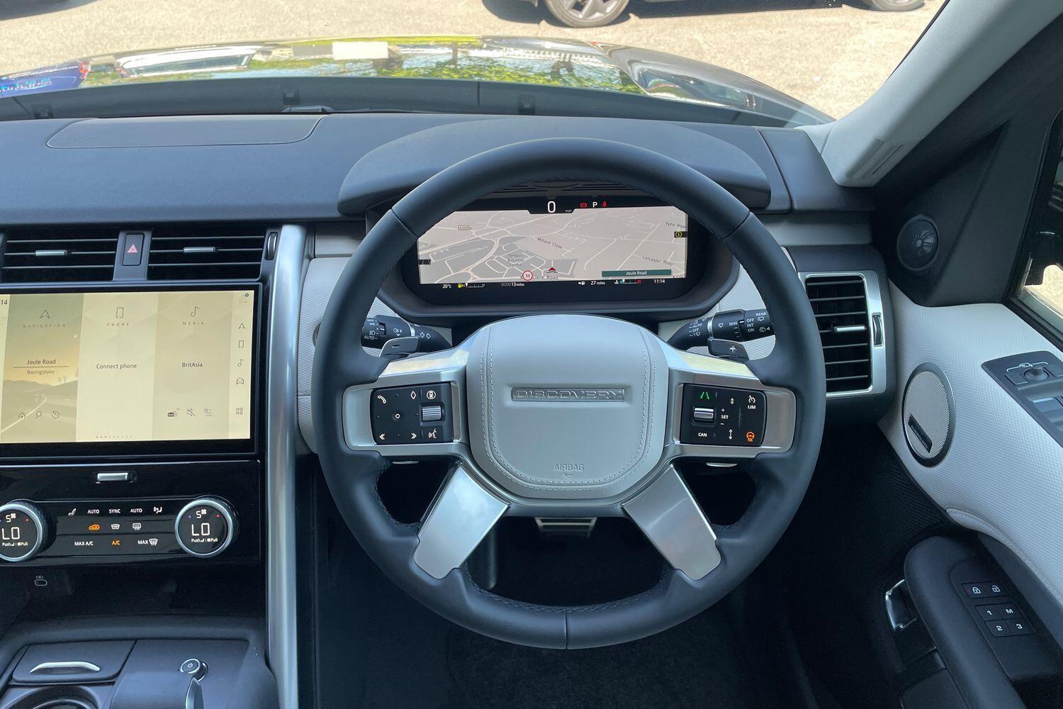 Used Land Rover Discovery 2025 for sale - 76572558: Photo 14