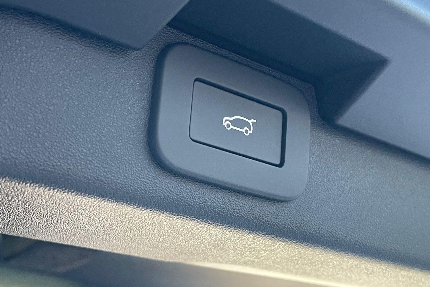 Used Land Rover Discovery 2025 for sale - 76572558: Photo 46