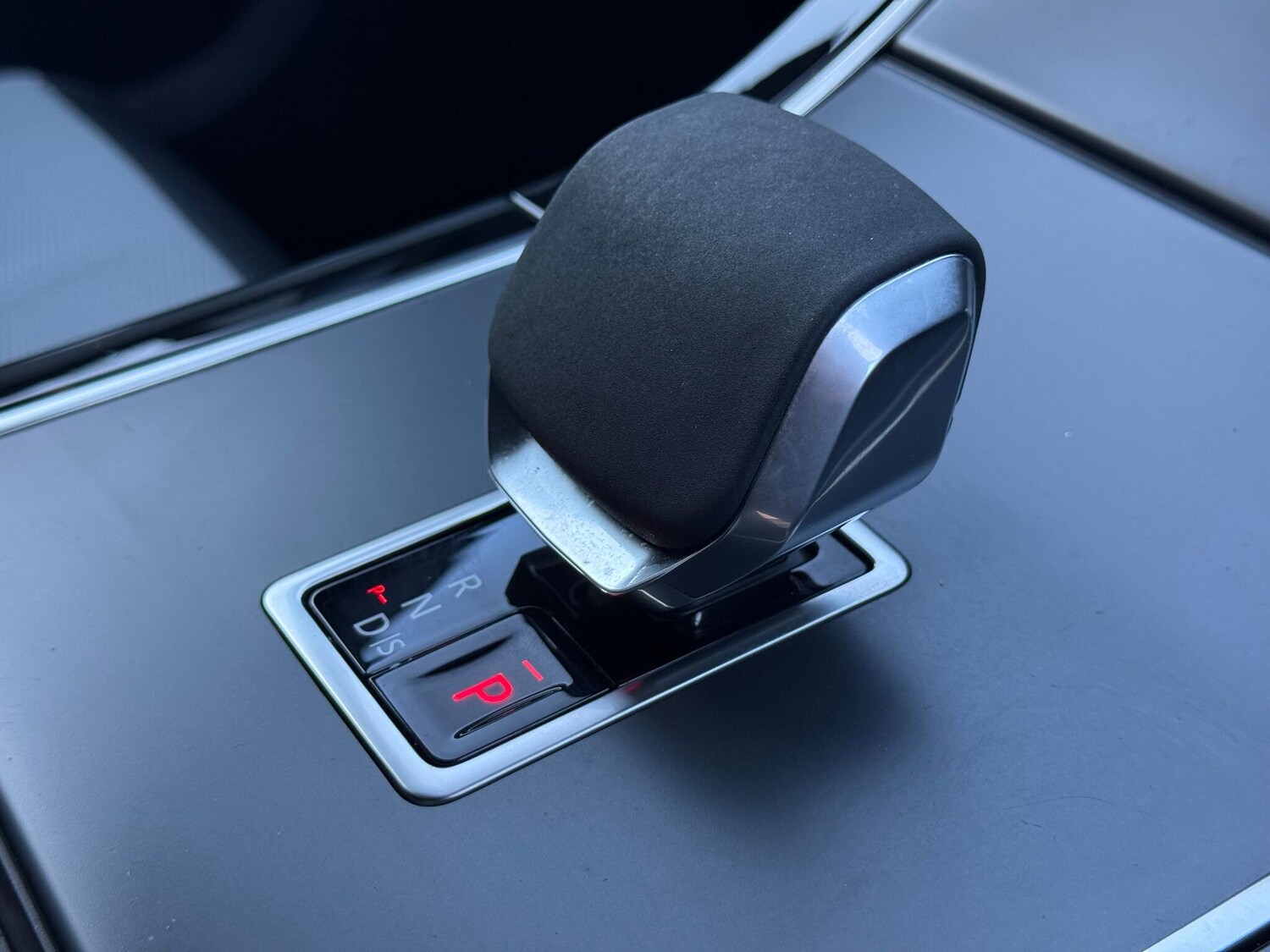 Used Land Rover Range Rover Velar 2023 for sale - 76424219: Photo 20