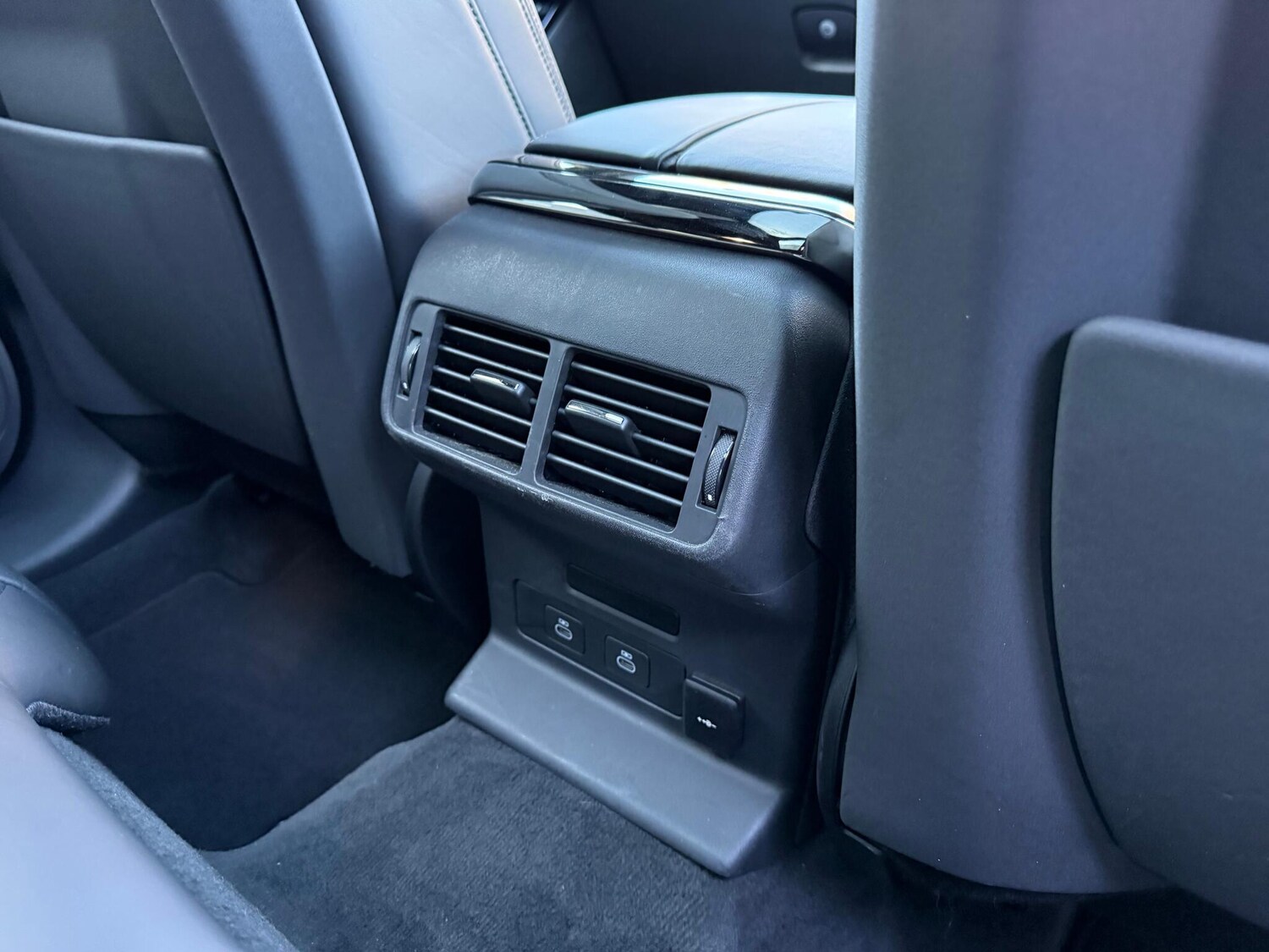 Used Land Rover Range Rover Velar 2023 for sale - 76424219: Photo 35