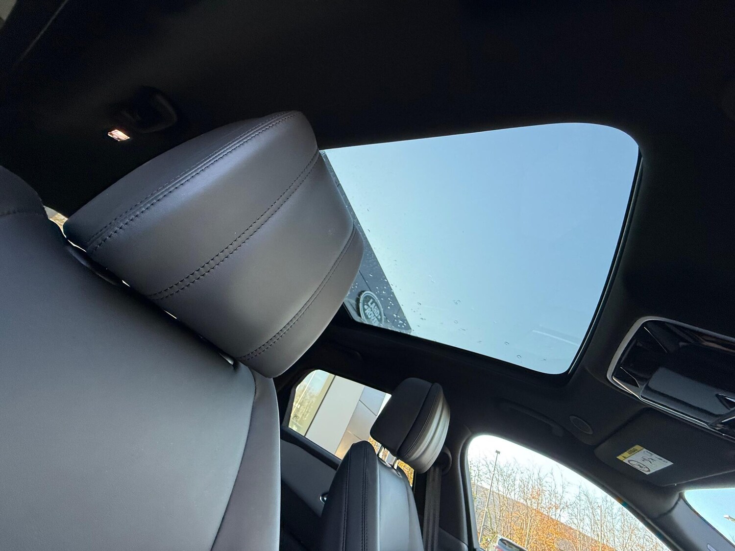 Used Land Rover Range Rover Velar 2023 for sale - 76424219: Photo 36