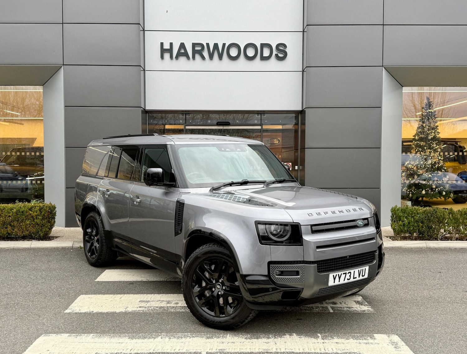 Used Land Rover Defender 2023 for sale - 76953193: Photo 1