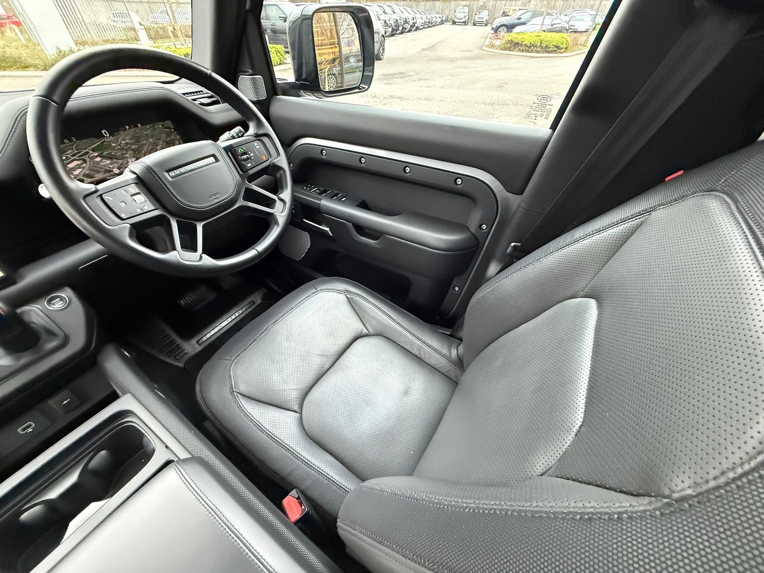 Used Land Rover Defender 2023 for sale - 76953193: Photo 13