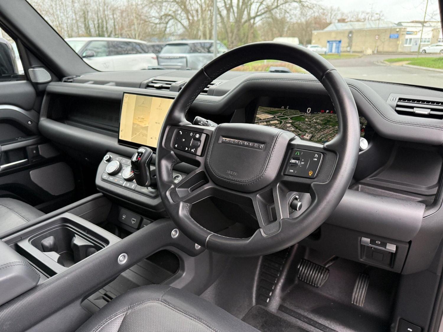 Used Land Rover Defender 2023 for sale - 76953193: Photo 31