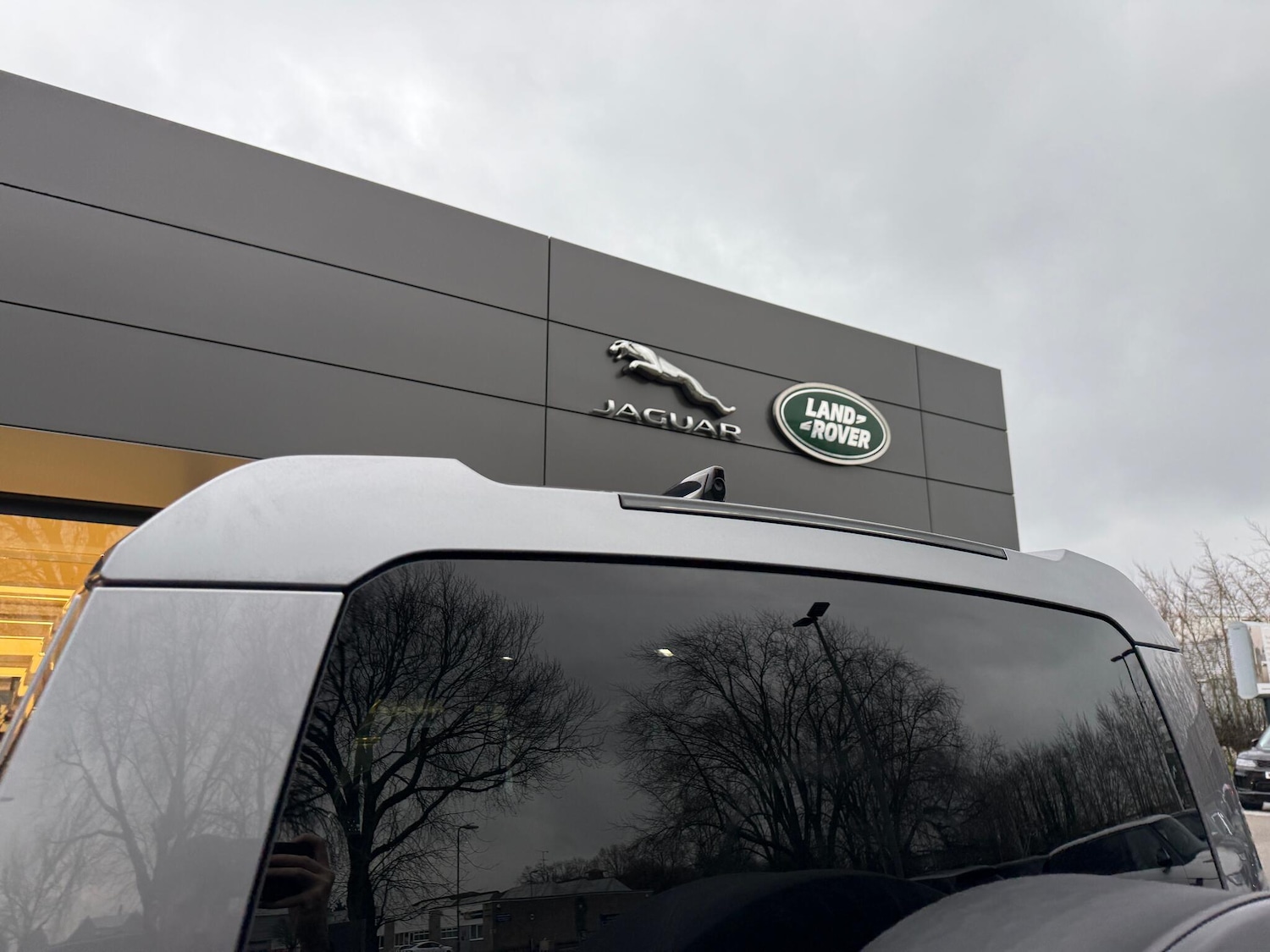 Used Land Rover Defender 2023 for sale - 76953193: Photo 32