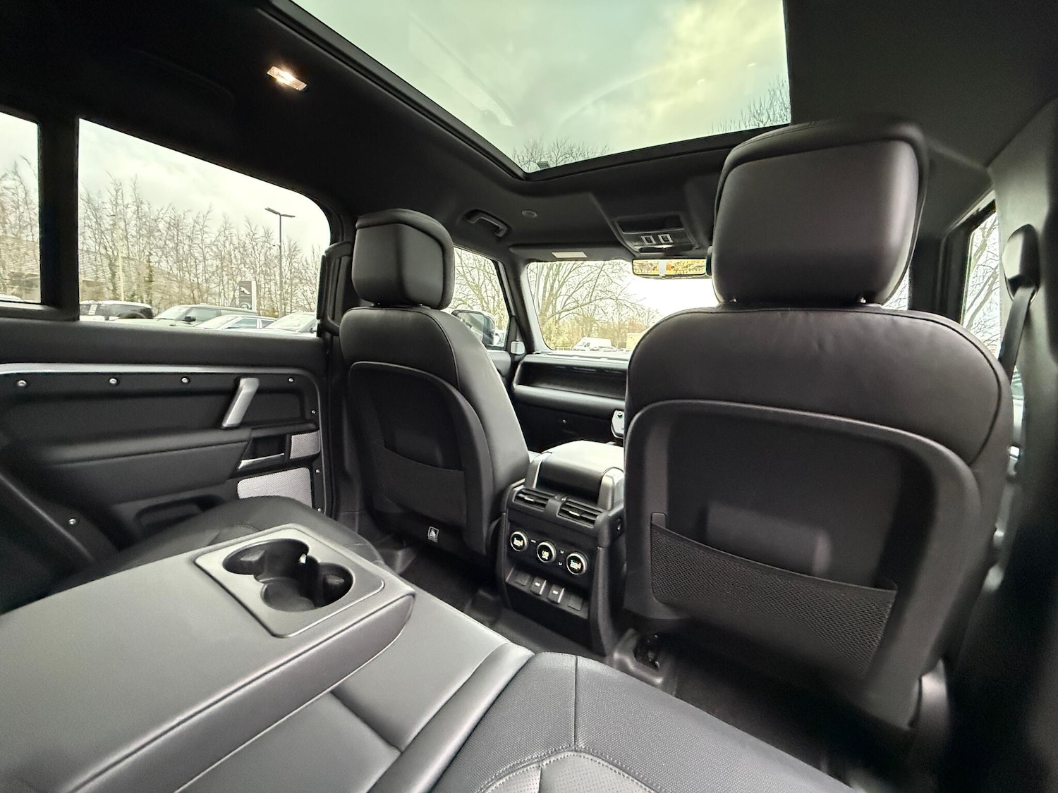 Used Land Rover Defender 2023 for sale - 76953193: Photo 44