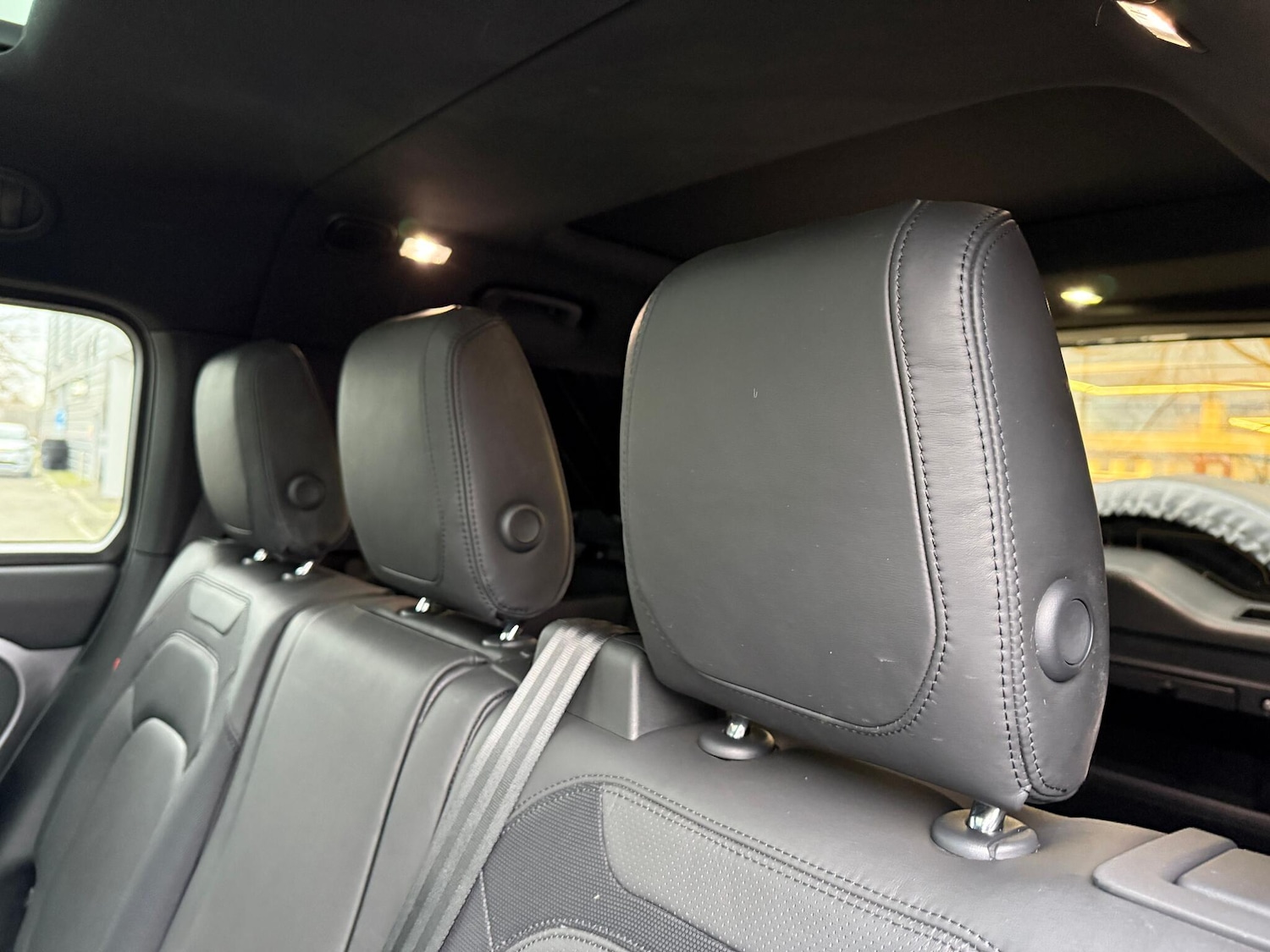 Used Land Rover Defender 2023 for sale - 76953193: Photo 50