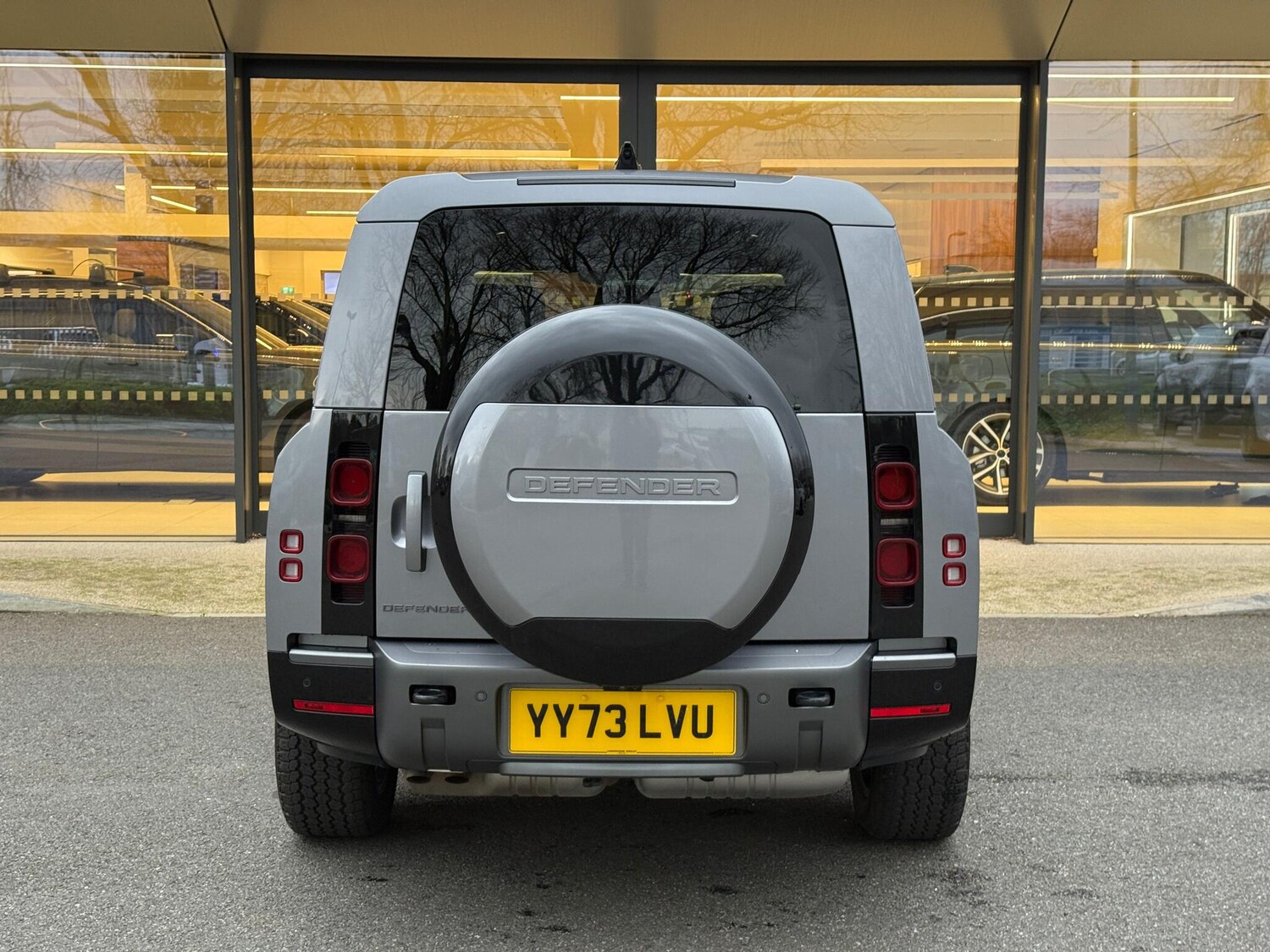 Used Land Rover Defender 2023 for sale - 76953193: Photo 8