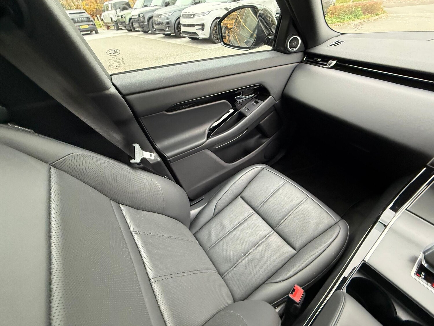 Used Land Rover Range Rover Evoque 2023 for sale - 76619596: Photo 12