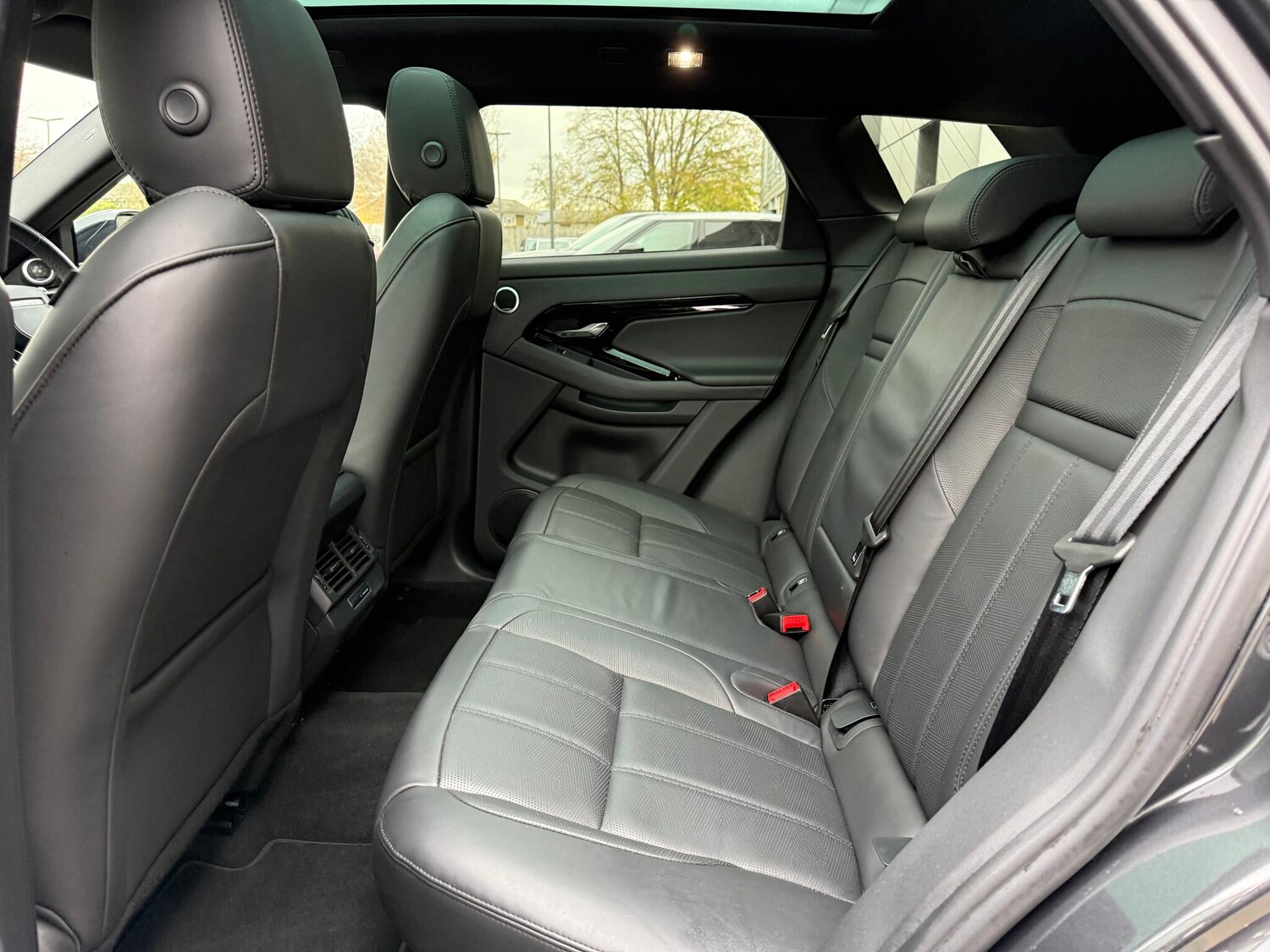 Used Land Rover Range Rover Evoque 2023 for sale - 76619596: Photo 48