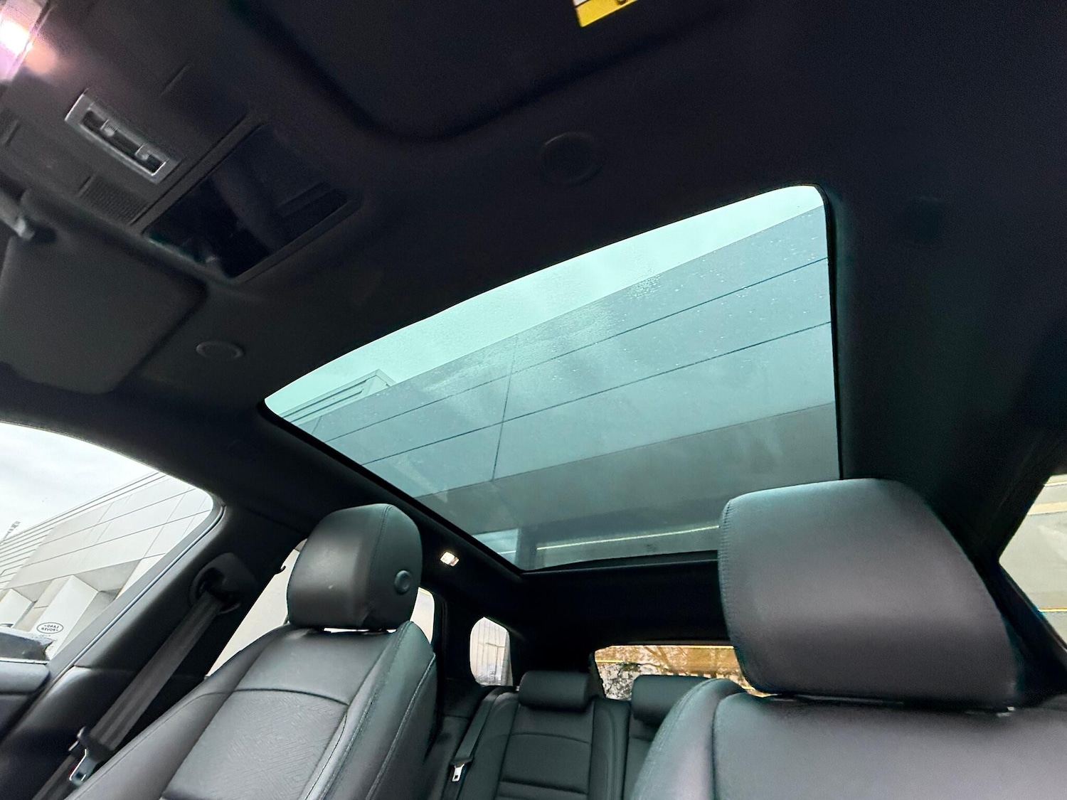 Used Land Rover Range Rover Evoque 2023 for sale - 76619596: Photo 5