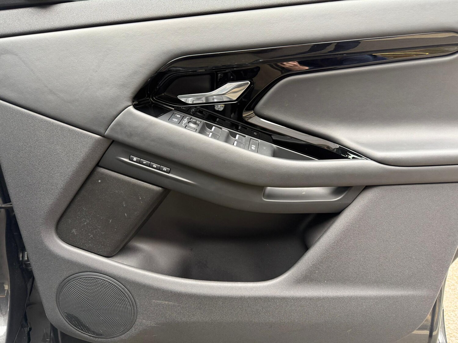 Used Land Rover Range Rover Evoque 2023 for sale - 76619596: Photo 50