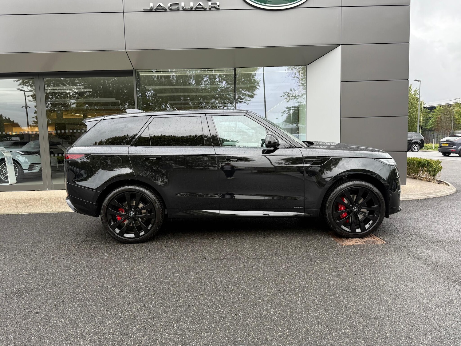 Used Land Rover Range Rover Sport 2025 for sale - 76913626: Photo 11