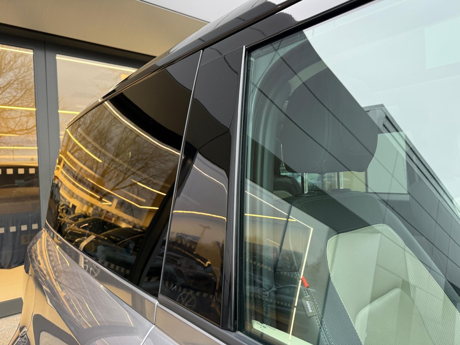 Used Land Rover Defender 2022 for sale - 77040602: Photo 24