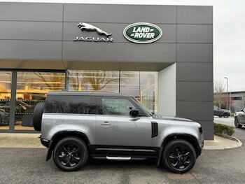 Used Land Rover Defender 90 2022 for sale - 77040602: Photo