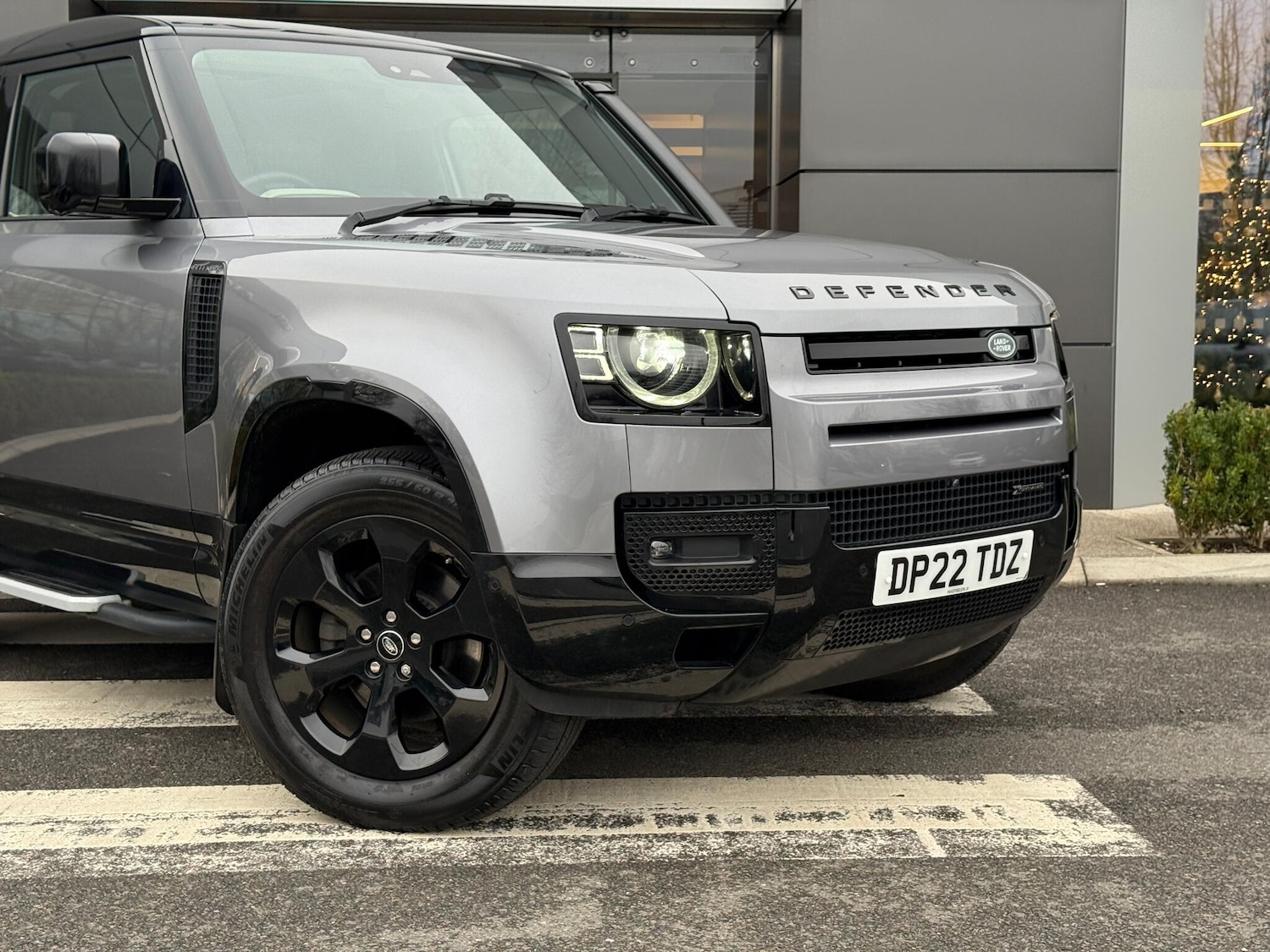 Used Land Rover Defender 2022 for sale - 77040602: Photo 30