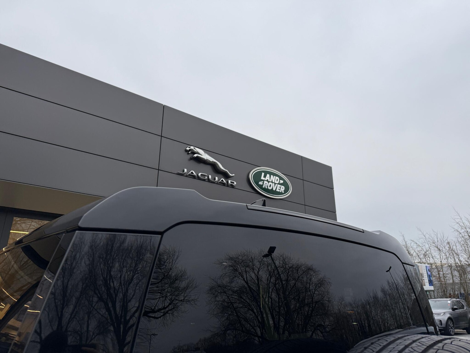 Used Land Rover Defender 2022 for sale - 77040602: Photo 32